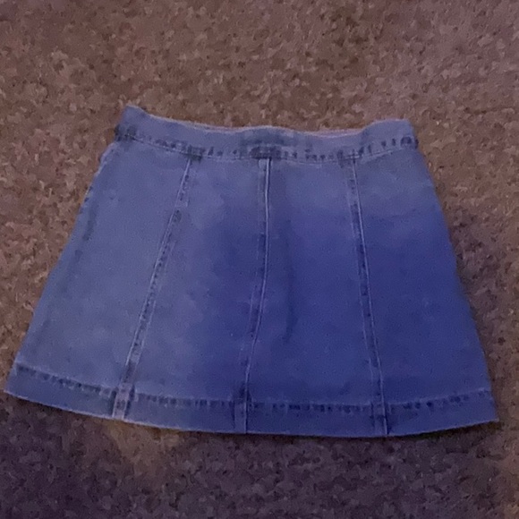 Cute skirt - Picture 2 of 2